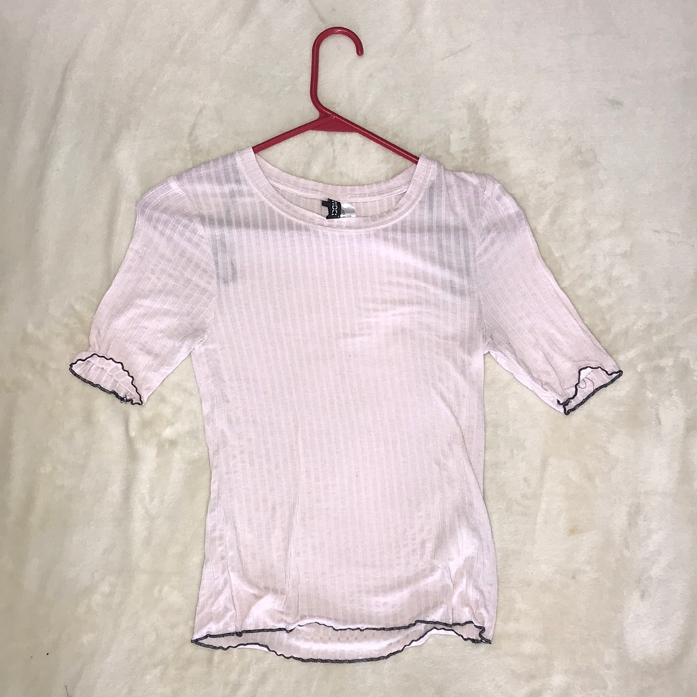 pink shirt